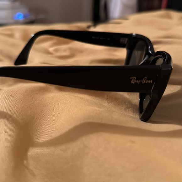 Meteor Classic. All black. Never worn. - Picture 4 of 4